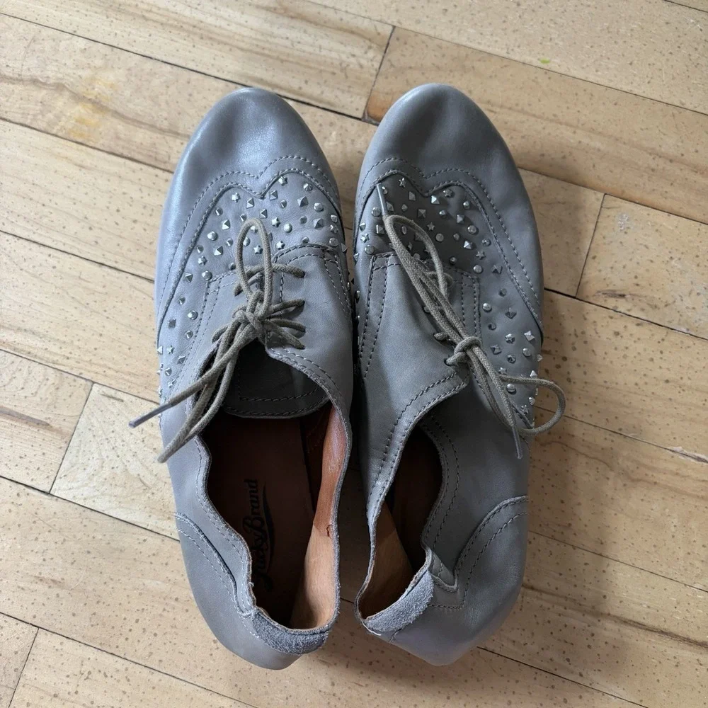 Lucky Brand Gedi Studded Leather Oxford‎ Gray Shoes Size 8.5 M Womens